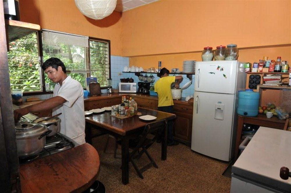 Hotel La Casa Fitzcarraldo Iquitos Exterior foto